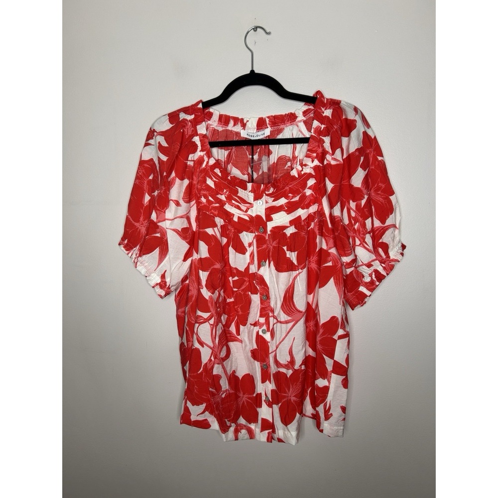 Rose + Olive Women's Red White Floral Top Short Sleeve Plus Size 1X New NWT - Picture 2 of 9